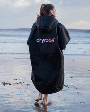 dryrobe Advance - Kids 10-13 - Long Sleeve V3 - Black Pink