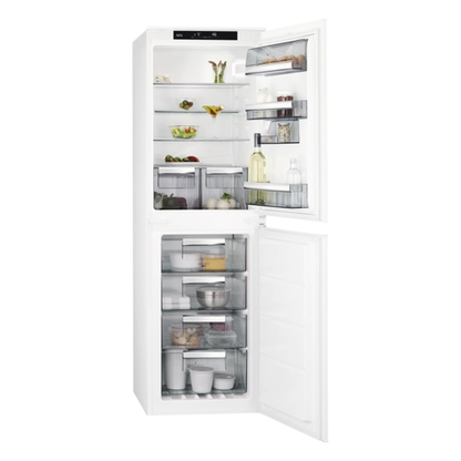 AEG SCE818F6NS Built In 50/50 Fridge Freezer - No Frost