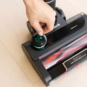 Shark IZ400UK Stratos Cordless Stick Vacuum Cleaner