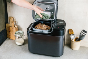 Panasonic SD-YR2540HXC Grey Breadmaker, 32 Programmes including Rye and Spelt Bread